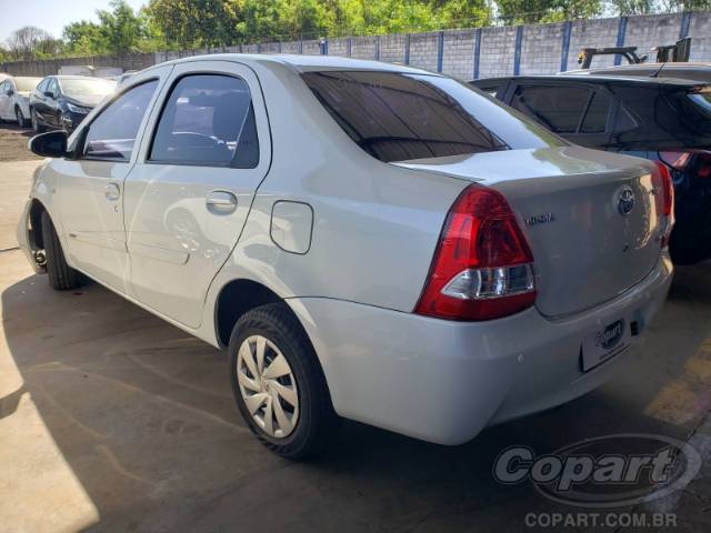 2017 TOYOTA ETIOS SEDA 