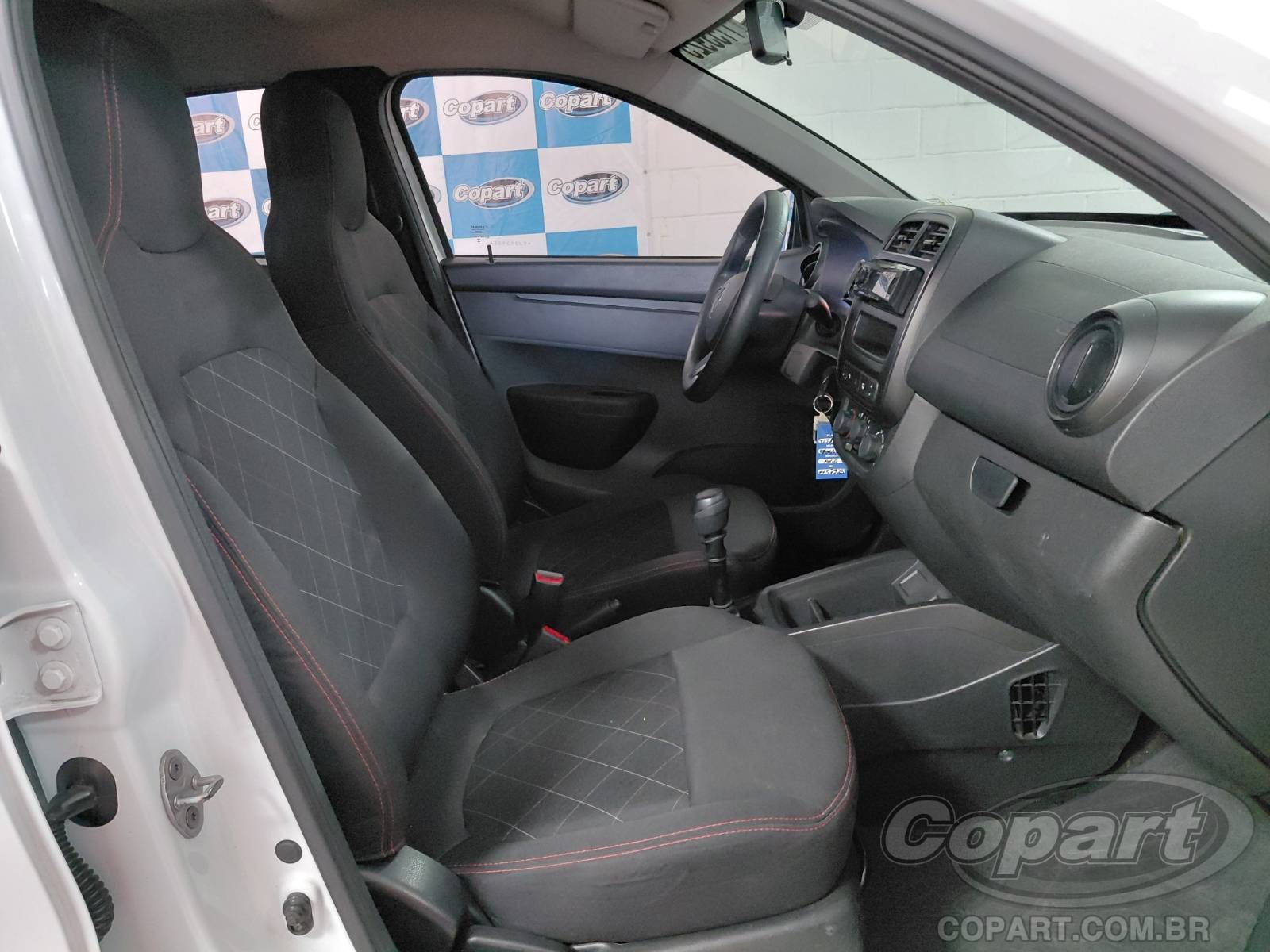 2026 RENAULT KWID — foto 5 de 10
