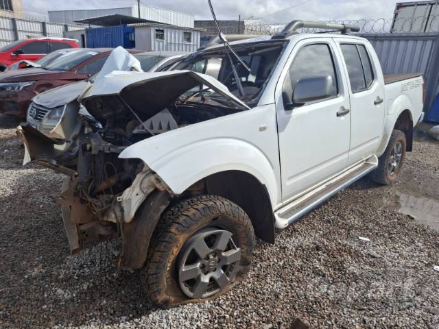 2014 NISSAN FRONTIER CD 