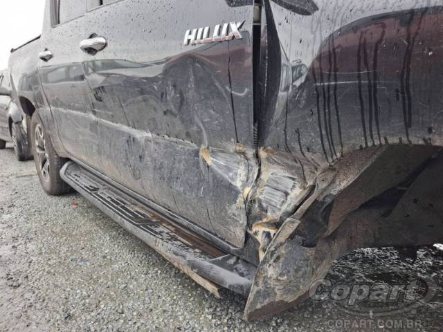 2022 TOYOTA HILUX CD 