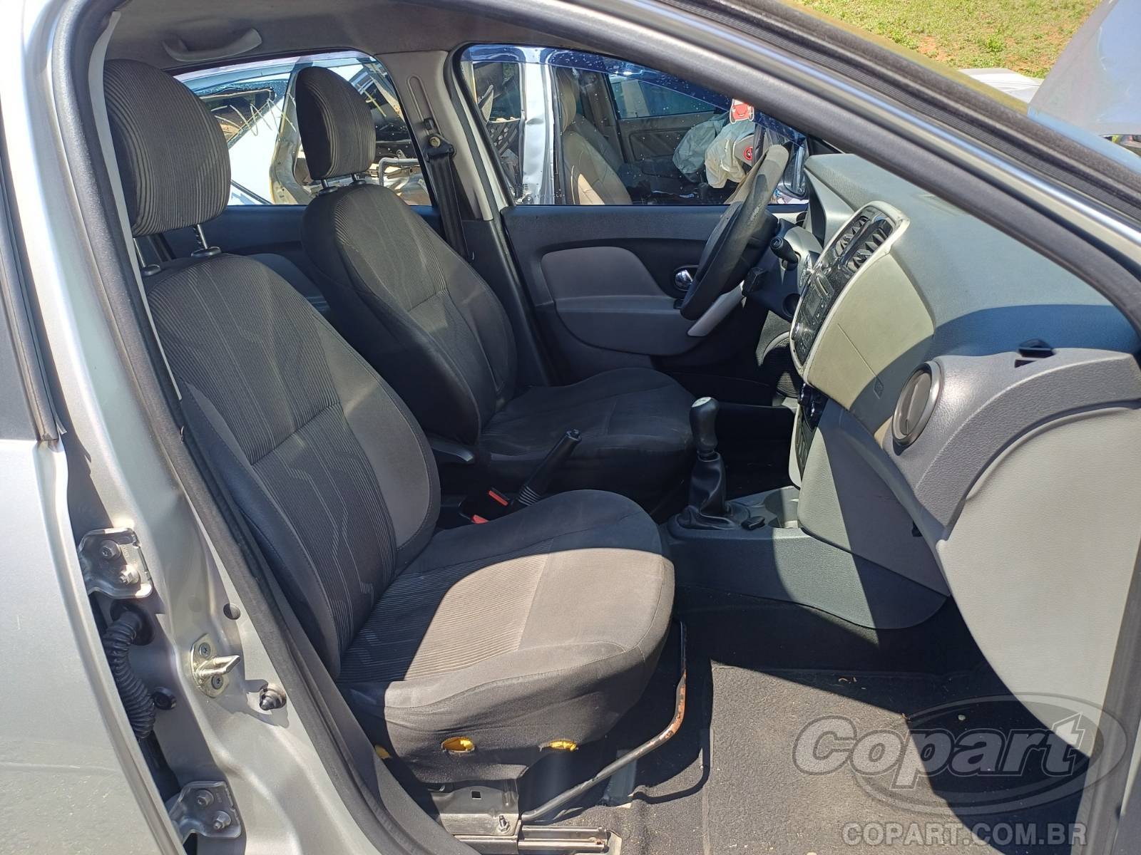 Foto 5: 2016 RENAULT LOGAN