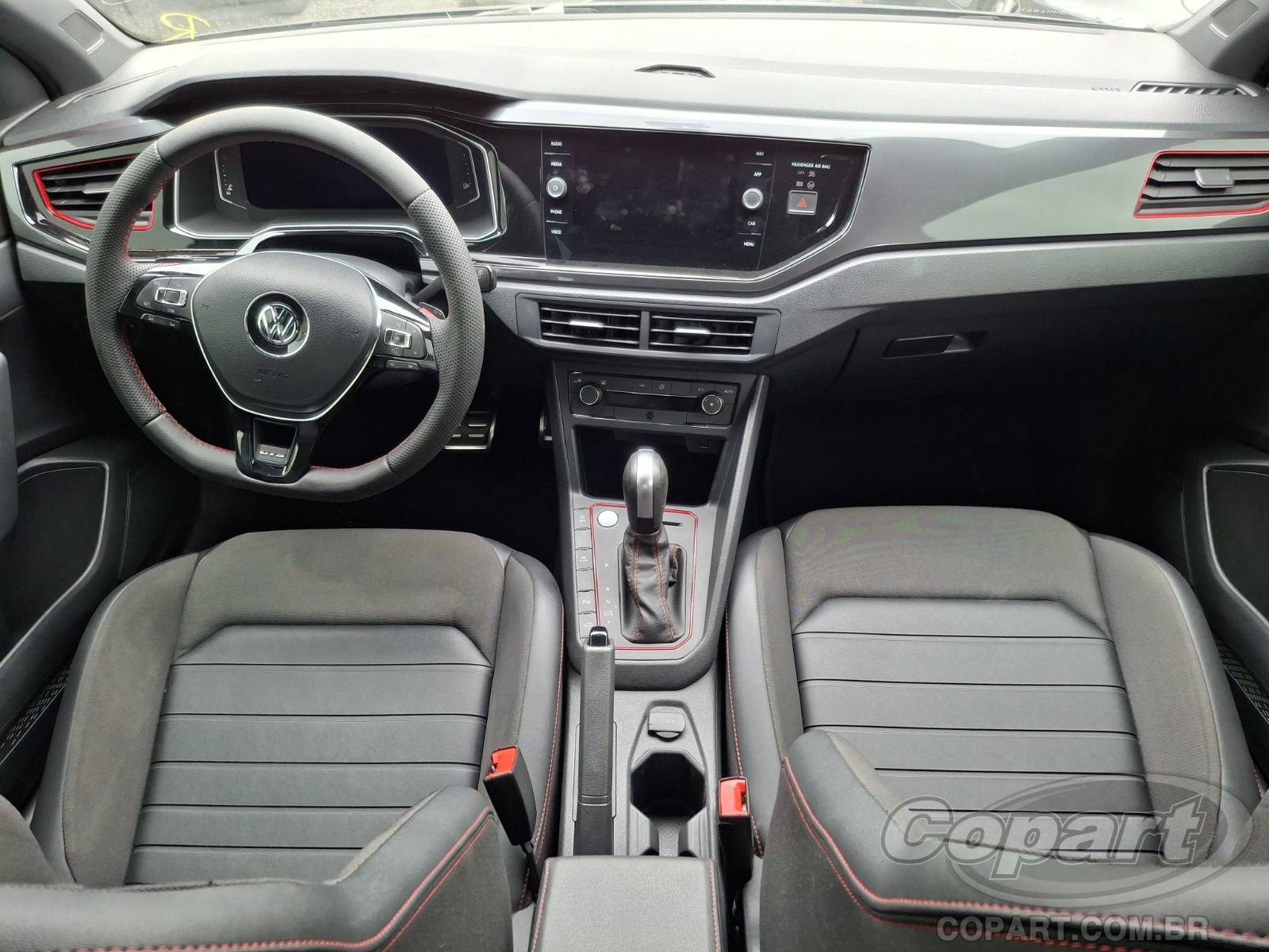 2021 VOLKSWAGEN POLO — foto 9 de 15