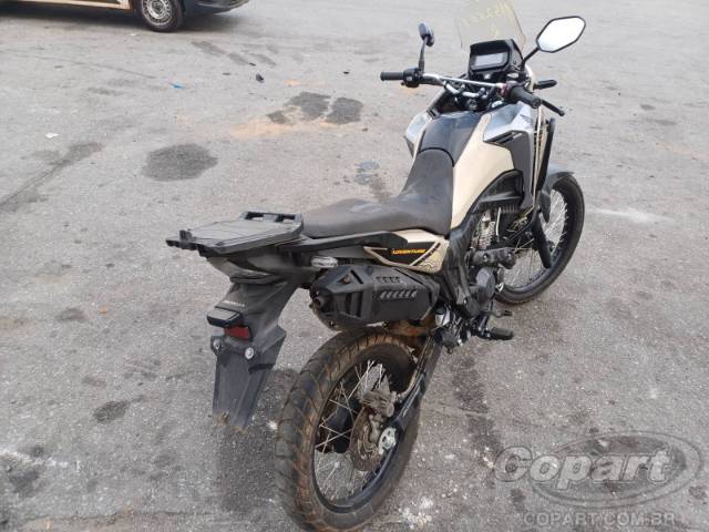 2025 HONDA XRE SAHARA 300 