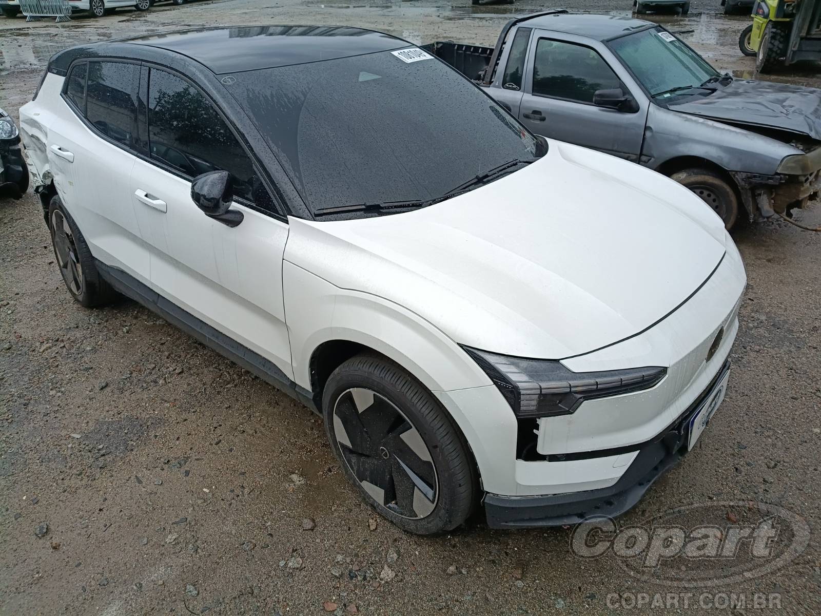 Volvo EX30 Plus 200 kW 2024