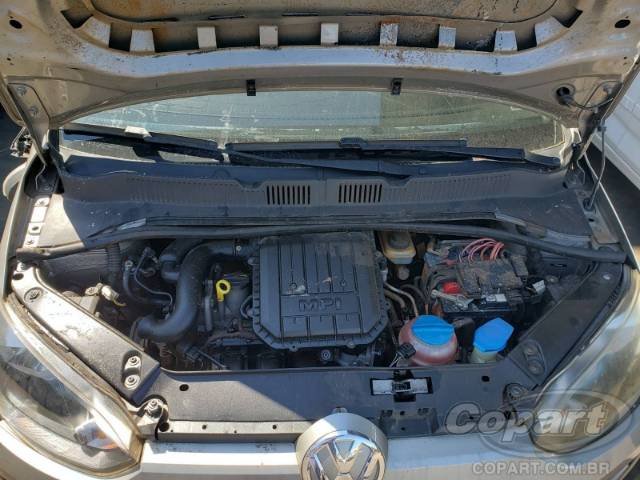 2015 VOLKSWAGEN UP 