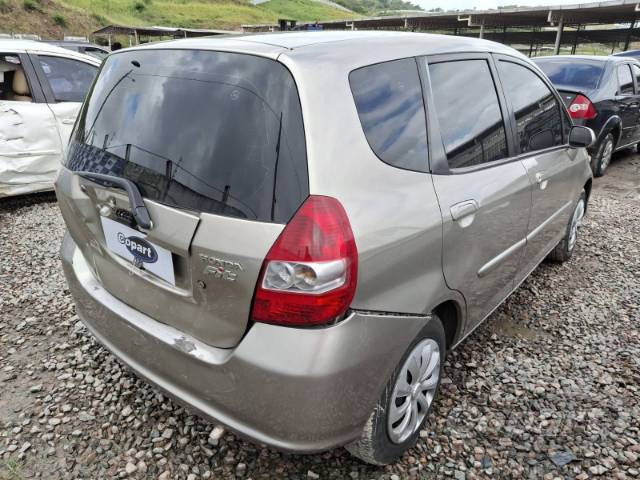 2006 HONDA FIT 