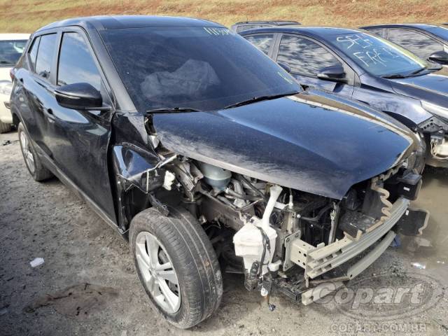 2025 NISSAN Kicks Play 