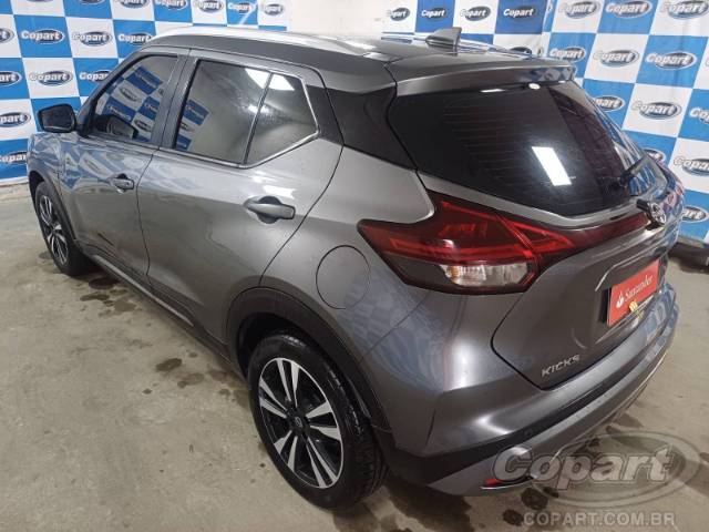 2024 NISSAN KICKS 