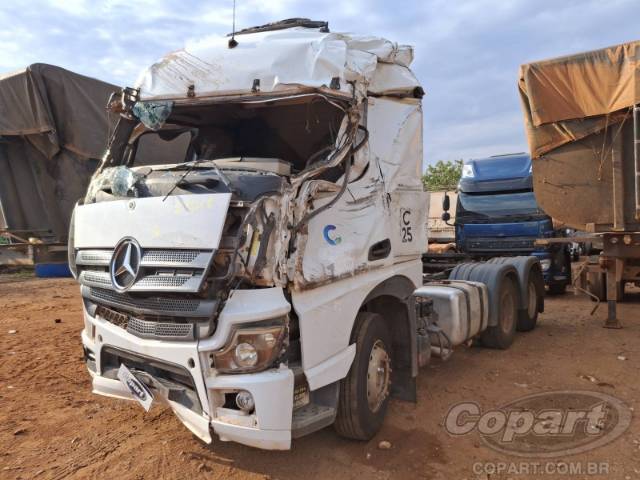 2023 MERCEDES BENZ ACTROS 