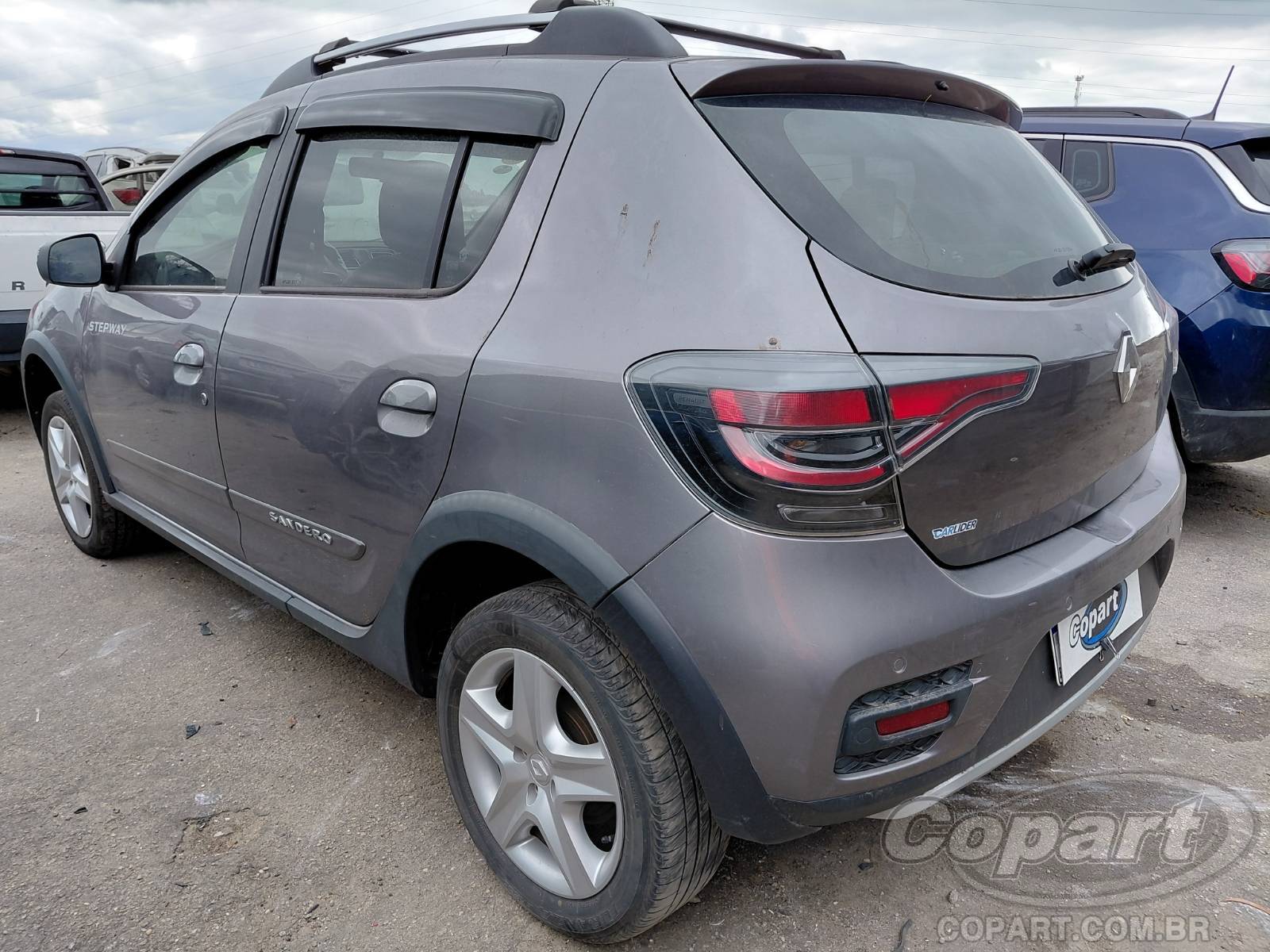 Foto 3: 2023 RENAULT SANDERO