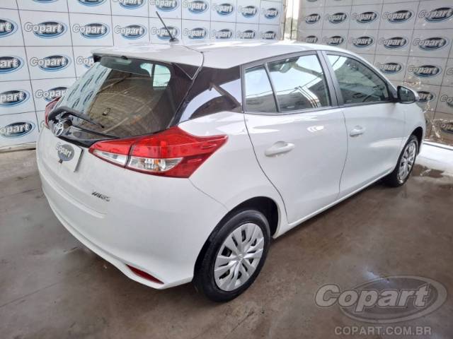 2023 TOYOTA YARIS 