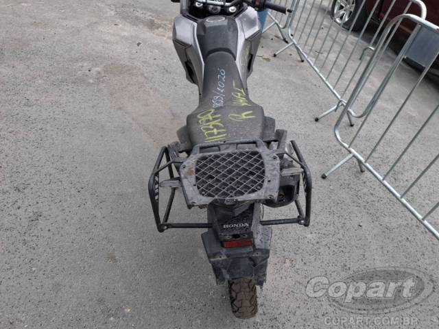 2025 HONDA XRE SAHARA 300 
