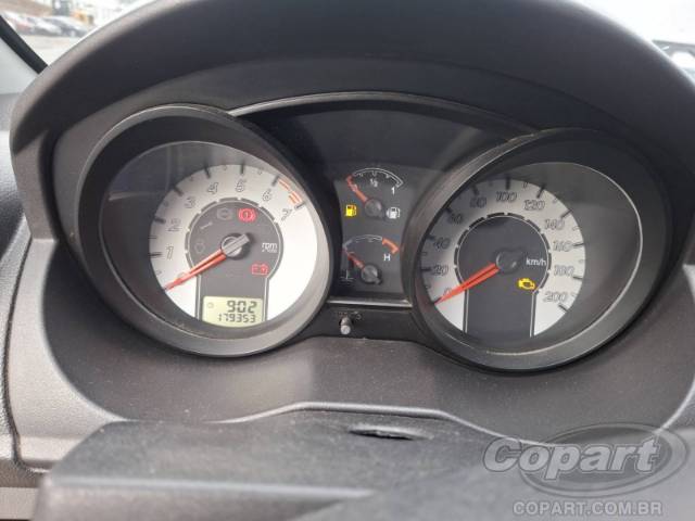 2010 FORD FIESTA 