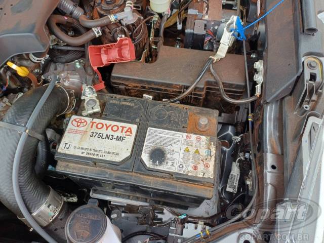 2025 TOYOTA HILUX CD 