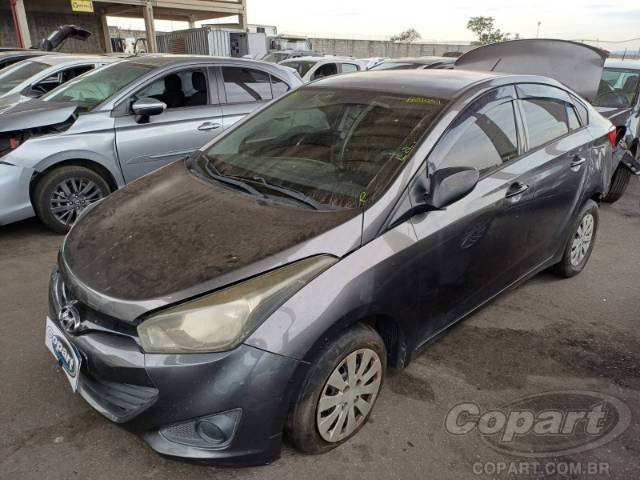 2014 HYUNDAI HB20S 