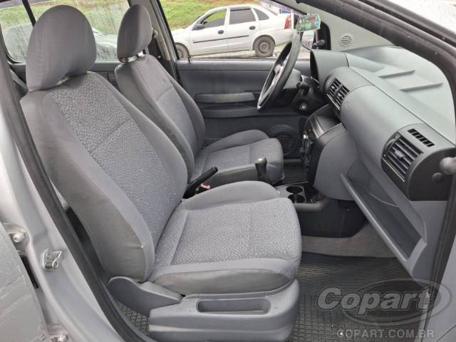 2006 VOLKSWAGEN FOX 