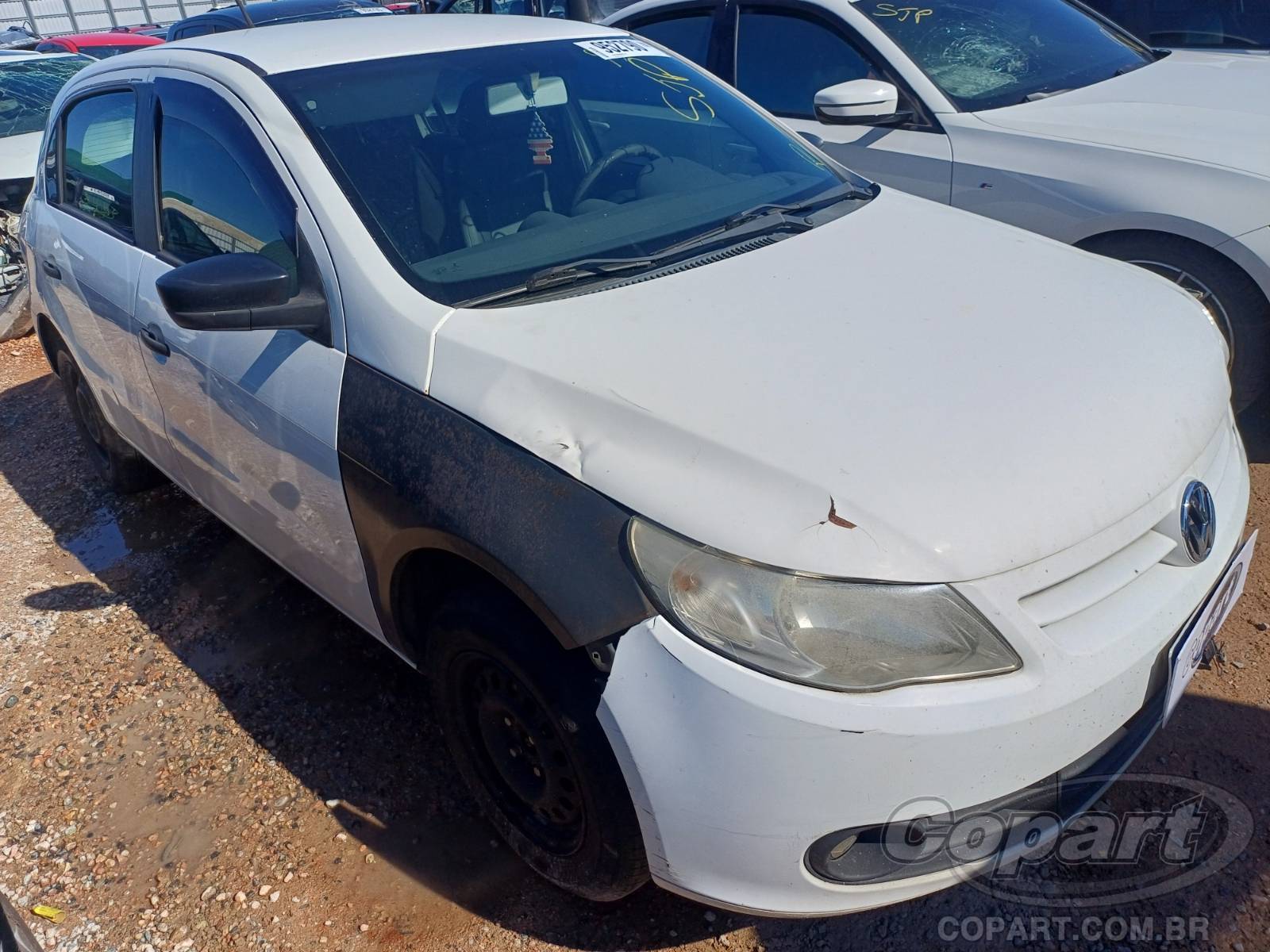 Veículo VW - VolksWagen Gol Volkswagen Gol 1.0 Total Flex 2013 Médio Dano 2013 em leilão