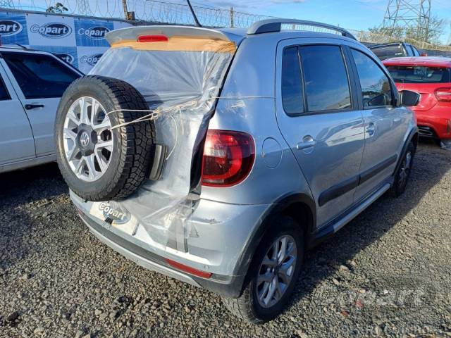 2013 VOLKSWAGEN FOX 