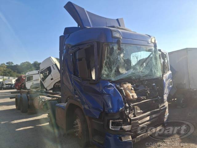 2021 SCANIA P 360 