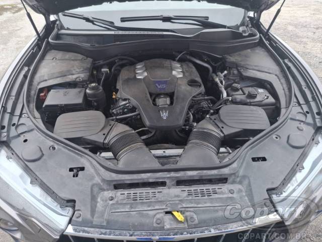 2017 MASERATI LEVANTE 