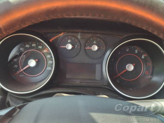2015 FIAT PUNTO 