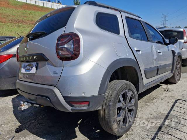 2025 RENAULT DUSTER 