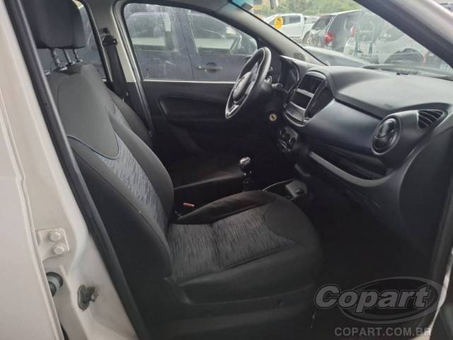 2017 FIAT UNO 