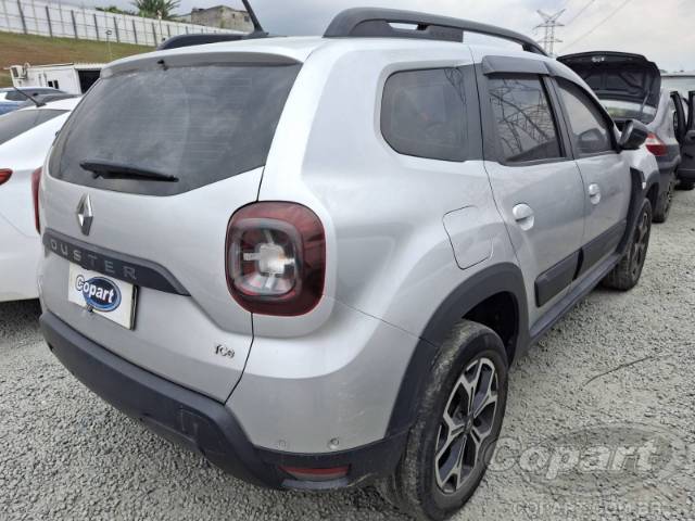 2024 RENAULT DUSTER 