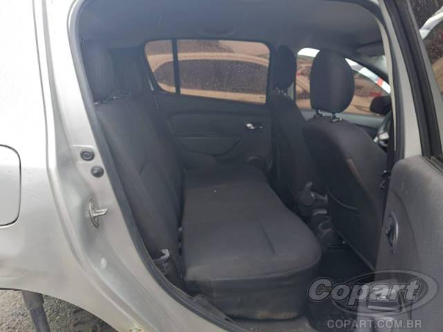 2015 RENAULT SANDERO 
