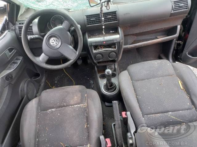2010 VOLKSWAGEN FOX 