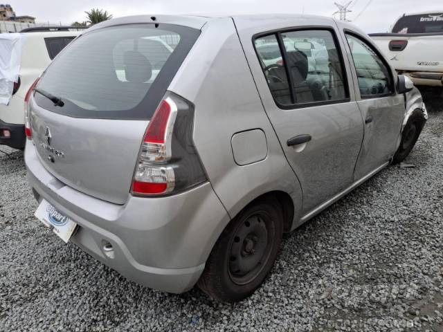 2014 RENAULT SANDERO 