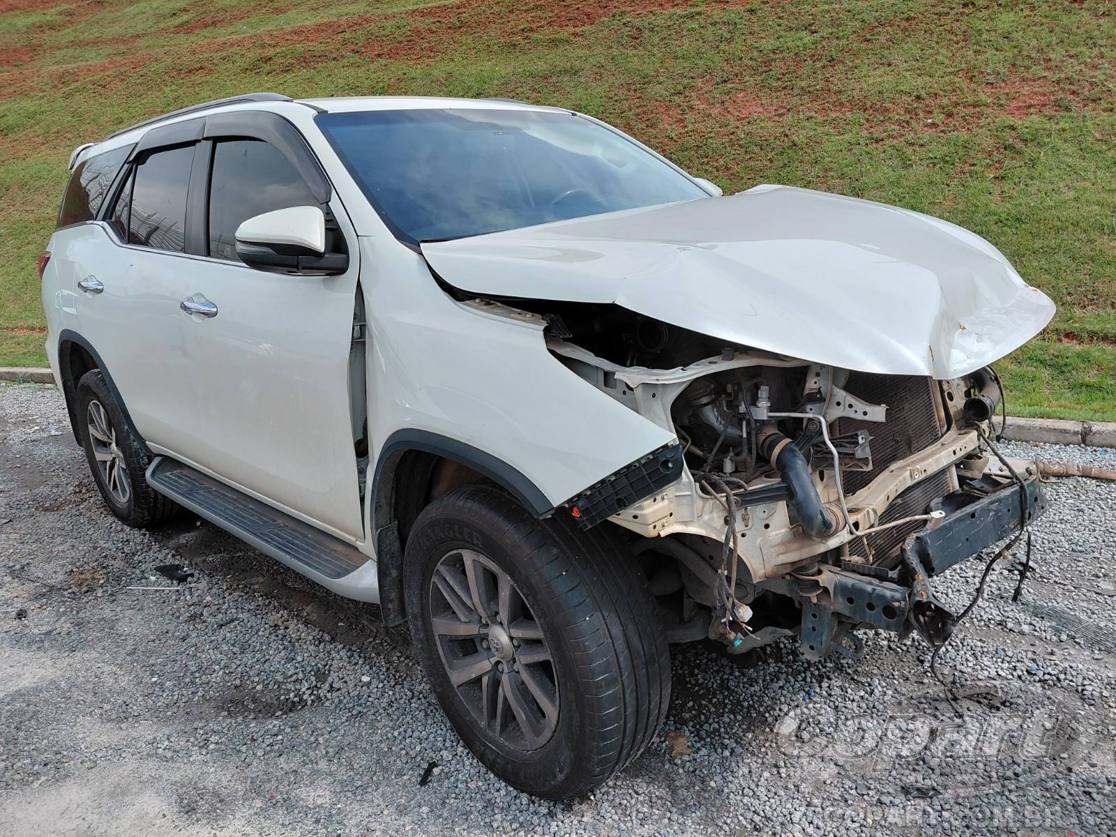 Veículo Toyota SW4 Toyota SW4 SRX 2.8 D-4D Turbo 2020 2020 em leilão