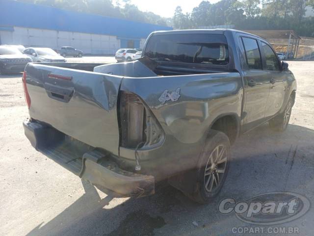 2022 TOYOTA HILUX CD 