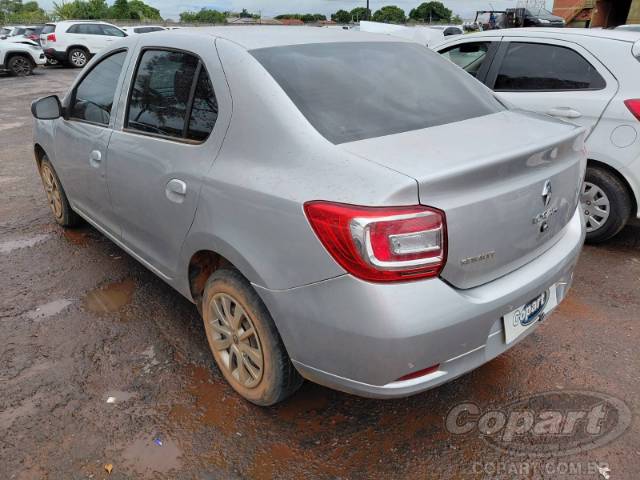 2021 RENAULT LOGAN 