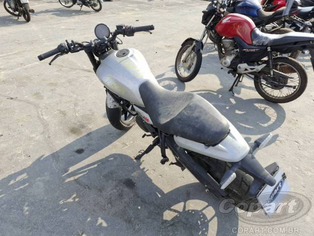 2026 ROYAL ENFIELD Guerrilla 