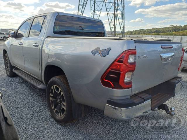 2021 TOYOTA HILUX CD 