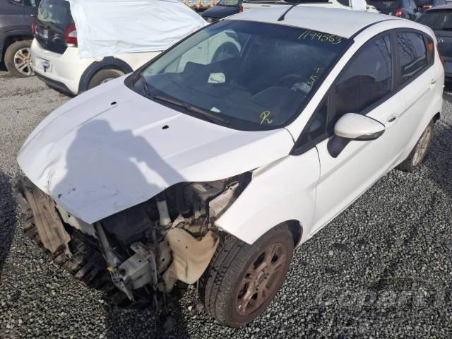 2015 FORD FIESTA 