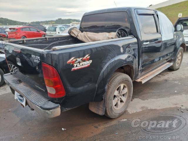 2011 TOYOTA HILUX CD 