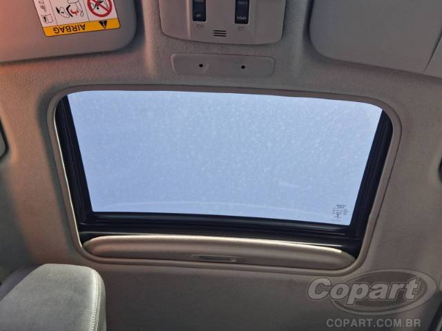 2023 TOYOTA YARIS SEDA 