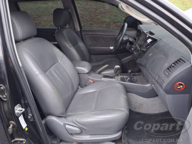 2013 TOYOTA HILUX CD 