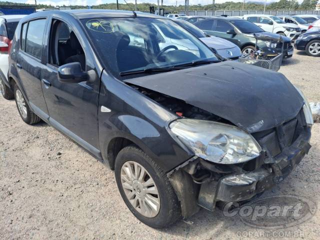 2013 RENAULT SANDERO 