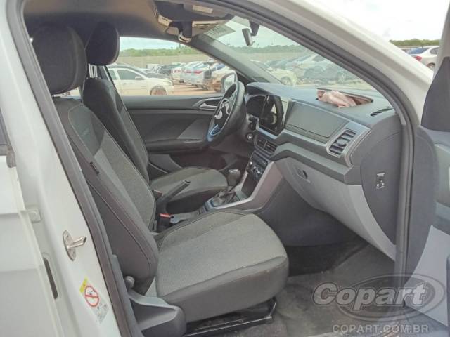 2025 VOLKSWAGEN T-CROSS 