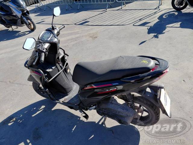 2026 YAMAHA FLUO 