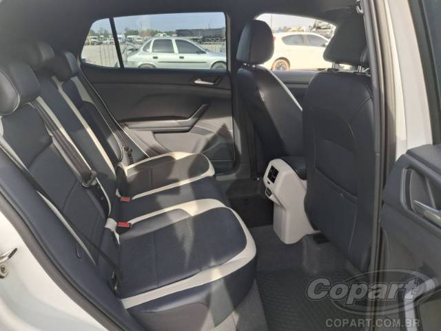 2021 VOLKSWAGEN T-CROSS 
