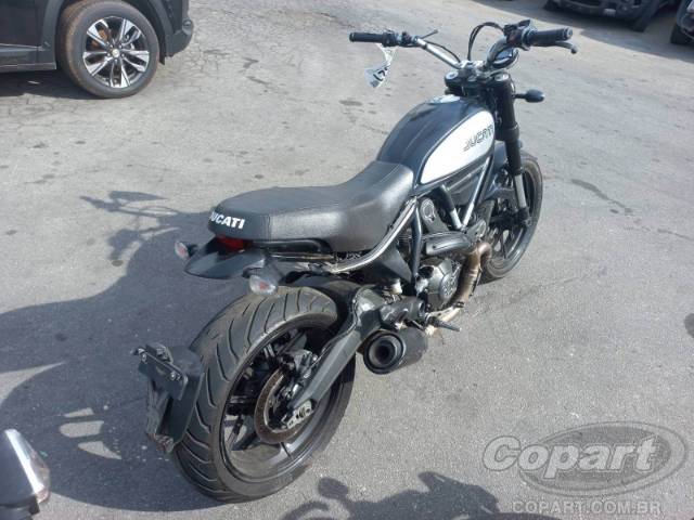 2016 DUCATI SCRAMBLER 