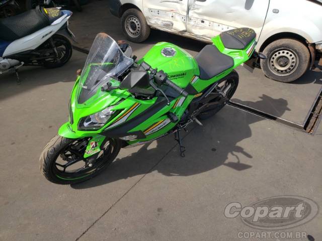 2026 KAWASAKI NINJA 300 