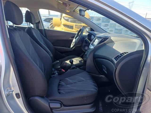 2014 HYUNDAI HB20S 