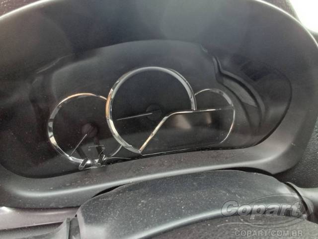 2024 TOYOTA YARIS SEDA 