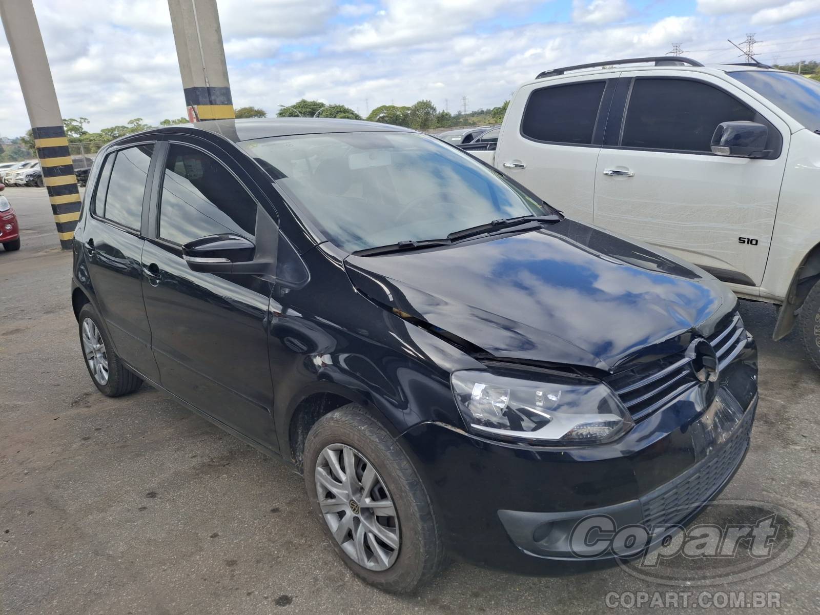 Veículo VW - VolksWagen Fox Volkswagen Fox 1.0 Total Flex 2013 2013 em leilão