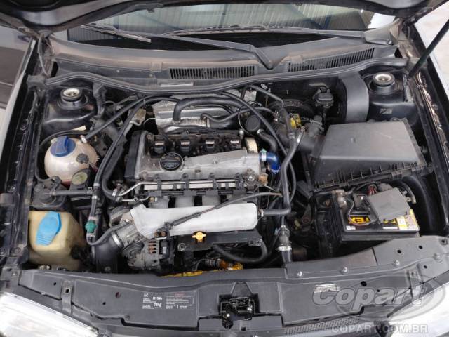 2002 VOLKSWAGEN GOLF 